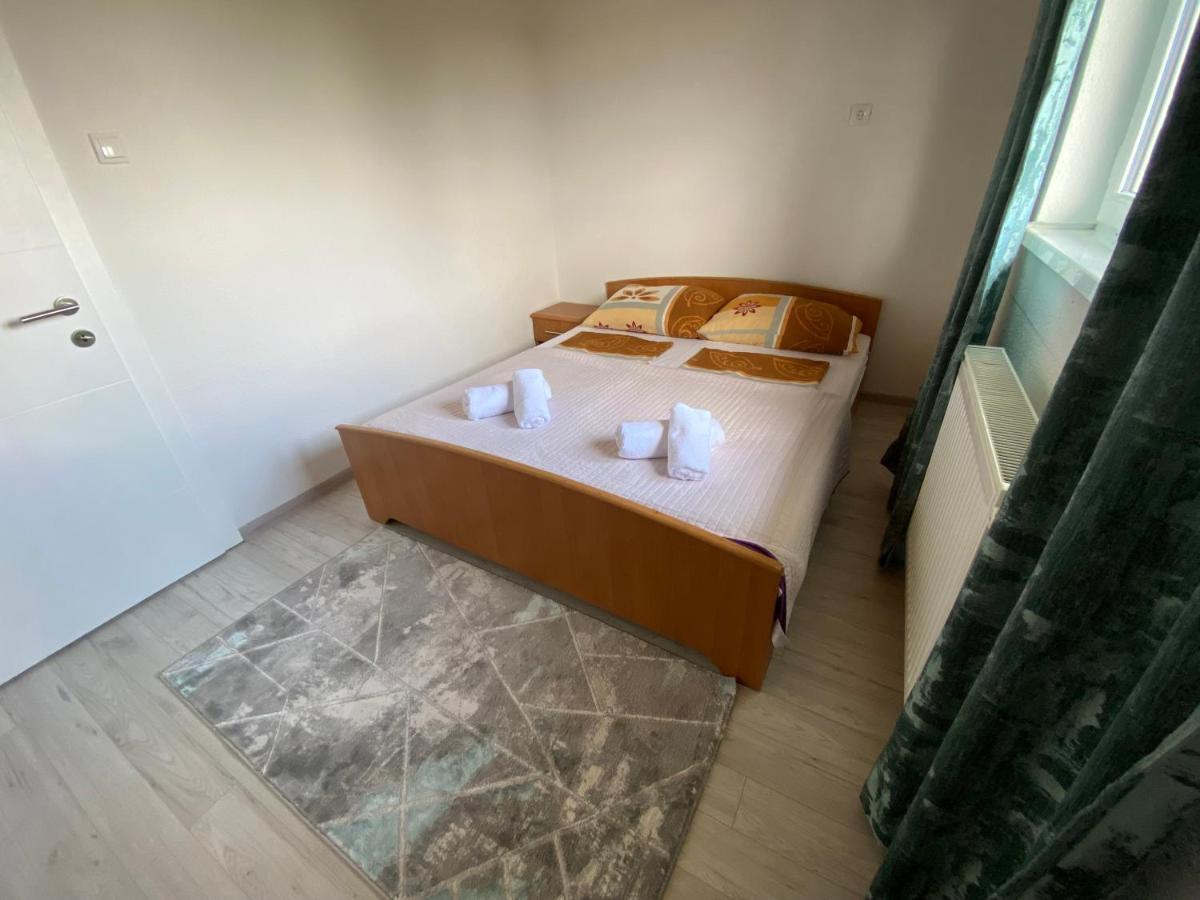 Kuca Za Odmor Tarik Villa Cazin Exterior photo